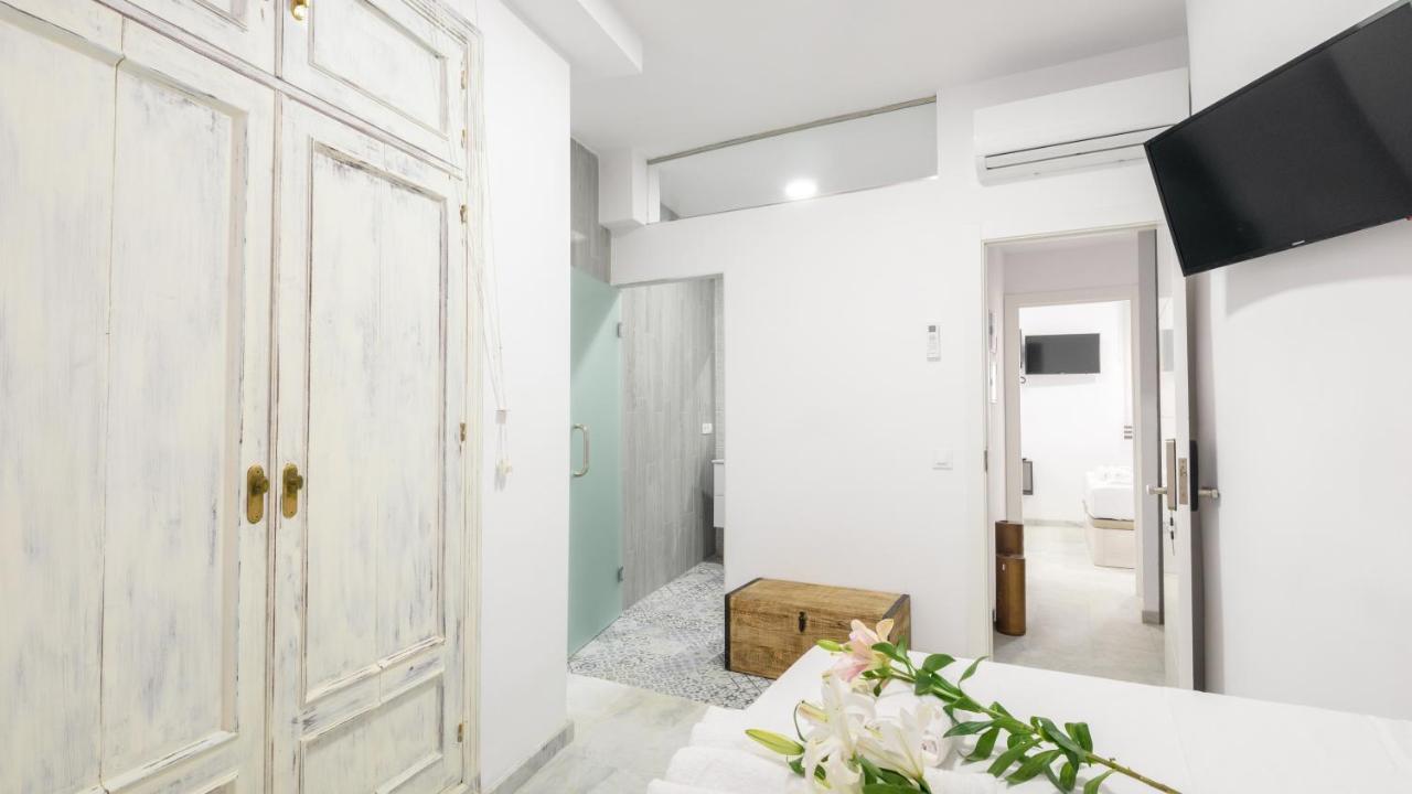 Guesthouse Room & Studio Seville La Flamenka Exterior foto